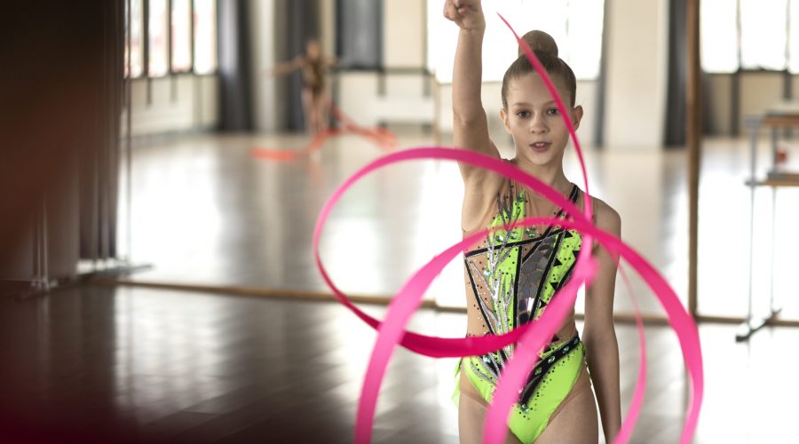 young-girl-training-gymnastics (1)